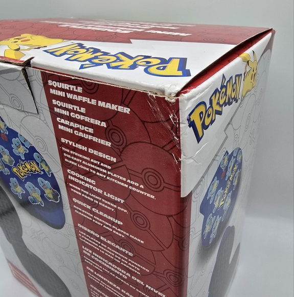 Pokemon Squirtle Waffle Maker Uncanny Brands - Picture 3 of 7